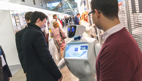 Moskva bắt đầu có hướng dẫn viên robot