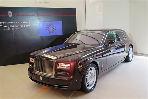 Choáng với bảng giá cực khủng của Rolls-Royce tại Việt Nam