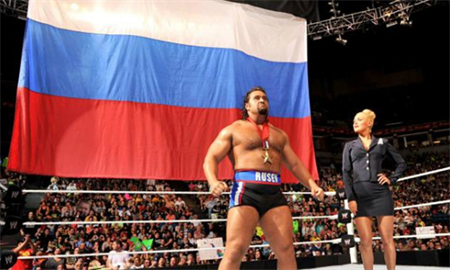 Đô vật “yêu” nước Nga đem xe tăng tới Mỹ thách đấu