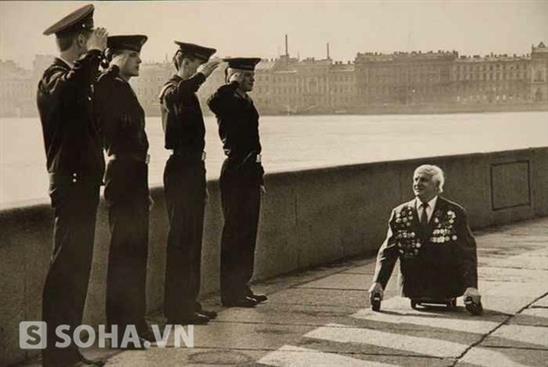 Sự thật sau bức ảnh 