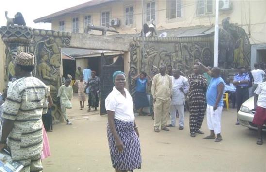 Bệnh lạ gây tử vong chỉ sau 24 giờ bùng phát hàng loạt tại Nigeria