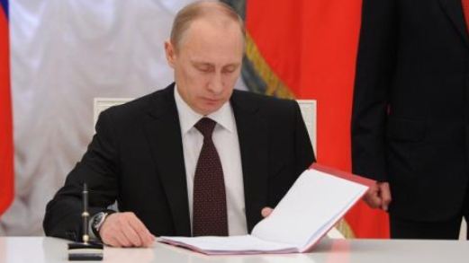 Hành động rắn của ông Putin chống cách mạng màu