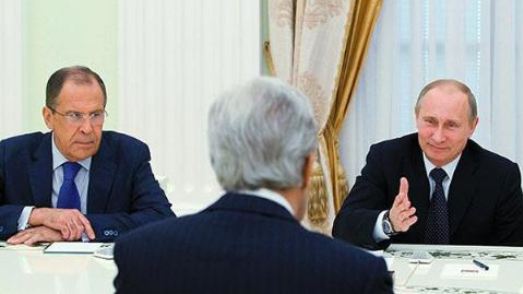 Mỹ lân la gần Nga: Điều Mỹ ngại ngần không nói