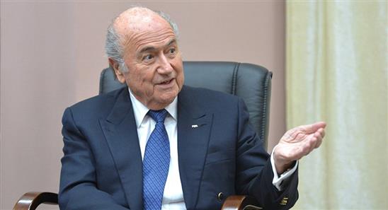 Tại sao ông Sepp Blatter từ chức?