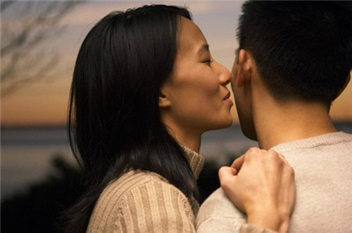 Người đàn bà lụy tình