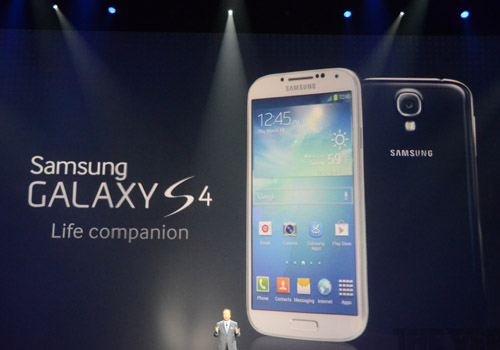 Galaxy S IV ra mắt hoành tráng nhưng 'thiếu muối'