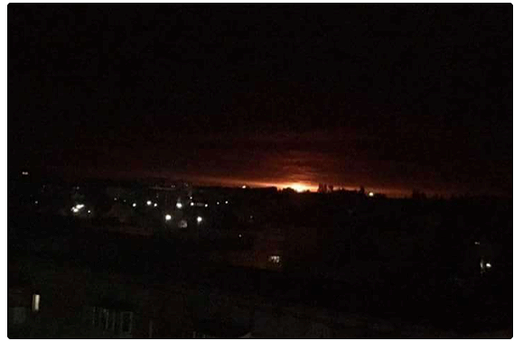 Nổ kho vũ khí ở Ukraine, gần 10.000 người đã sơ tán