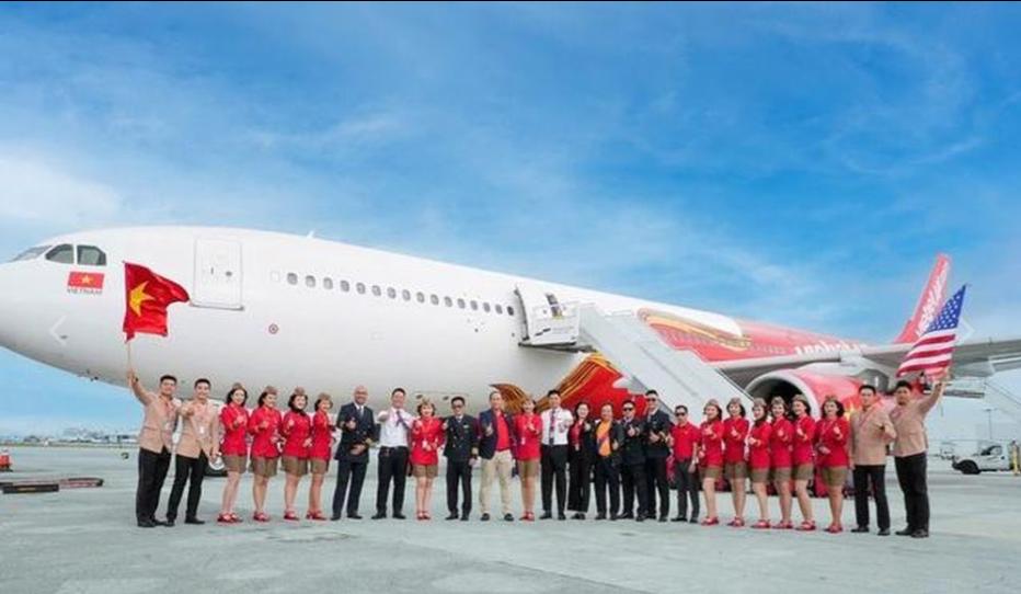 Chuyến bay chở gần 200 doanh nhân Việt Nam sang Mỹ đàm phán đã hạ cánh