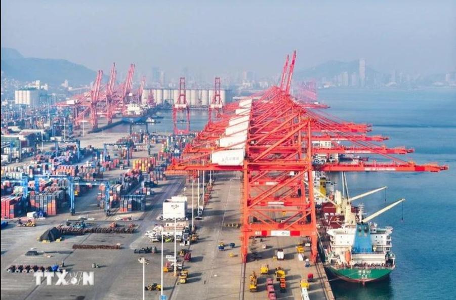 Doanh nghiệp Trung Quốc hủy đơn hàng loạt vì thuế quan Mỹ