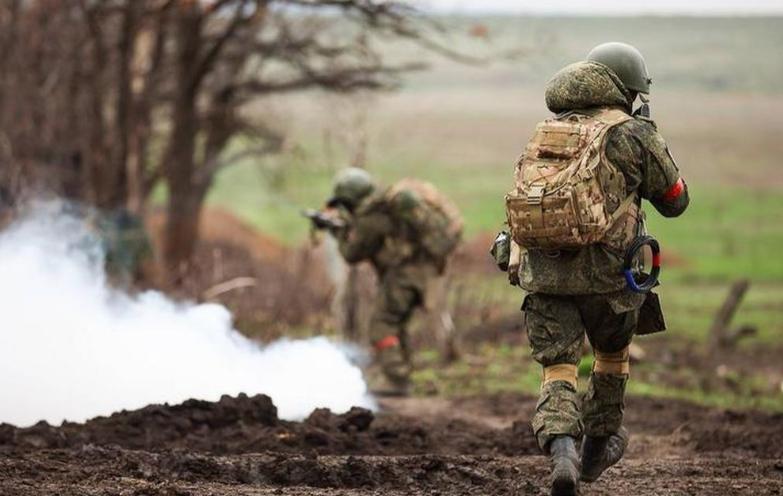 Nga tập kích sân bay quân sự và kho vũ khí của Ukraine