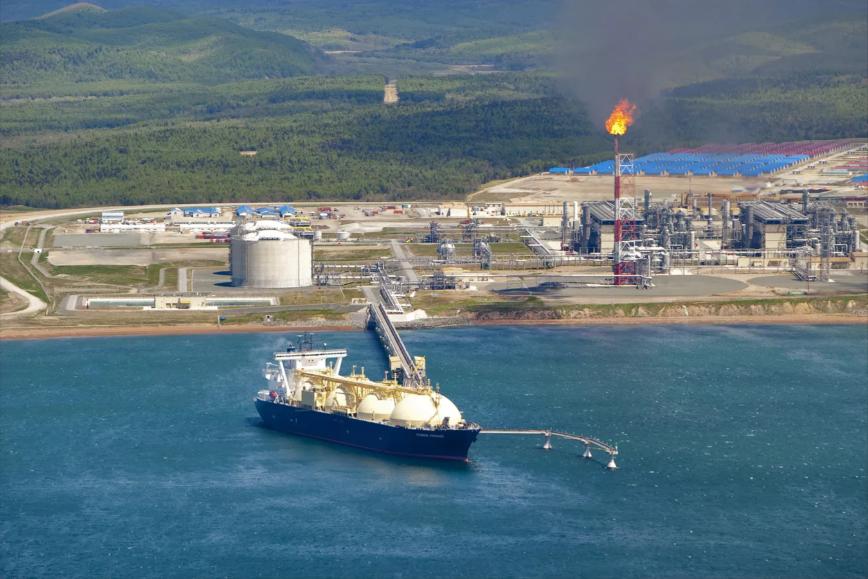 EU từ bỏ ý tưởng cấm nhập khẩu LNG của Nga