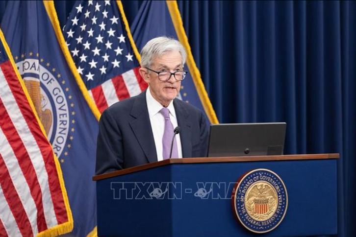 Cổ phiếu Mỹ diễn biến trái chiều sau khi ông Trump chỉ trích Chủ tịch Fed