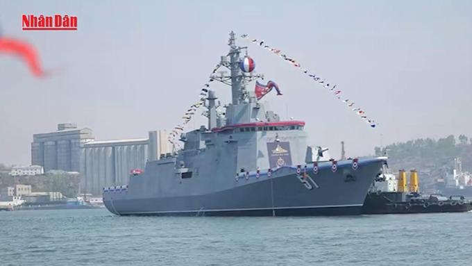 Triều Tiên chế tạo tàu khu trục tên lửa hiện đại chỉ trong thời gian kỷ lục