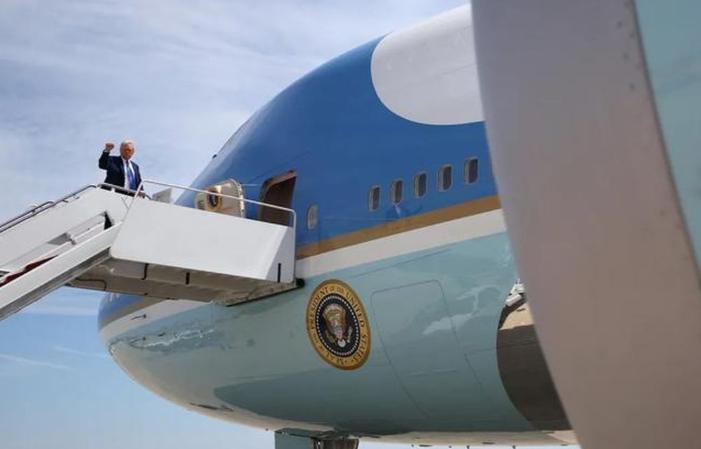 Ông Trump muốn mang về 1.000 tỷ USD từ vùng Vịnh giàu có, để ngỏ khả năng tới Istanbul