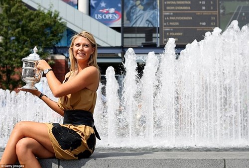 Sharapova mất hợp đồng 