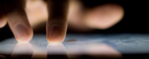 Đừng hại con cái bằng iPhone, iPad