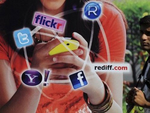 Mất chủ quyền quốc gia trên mạng