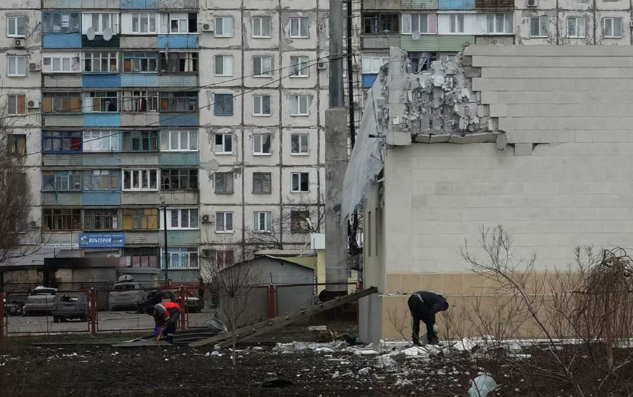 Chuyên gia: Vụ bắt con tin lớn nhất trong lịch sử đang diễn ra ở Ukraina