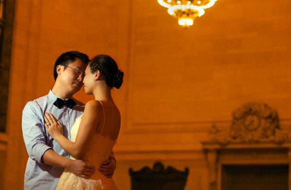 Đàn bà ngoại tình: Trời cũng bằng vung!