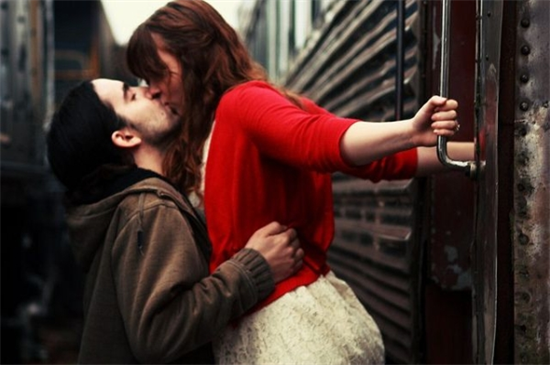 Tại sao phụ nữ tốt lại yêu đàn ông tồi?