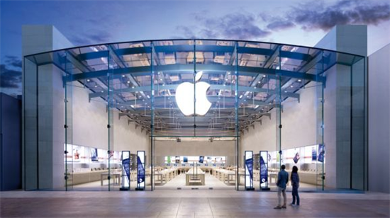 Nhân viên thiết kế của Apple nghỉ việc gây bão truyền thông thế giới
