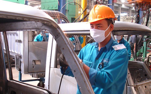 Công nghiệp ôtô Việt: “Quẳng” xe hơi đi và vui sống?