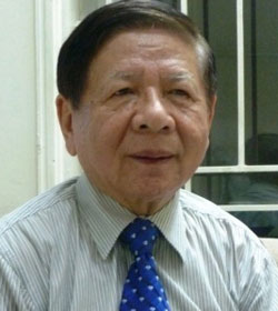 Mua chức mua quyền... không lỗ đâu