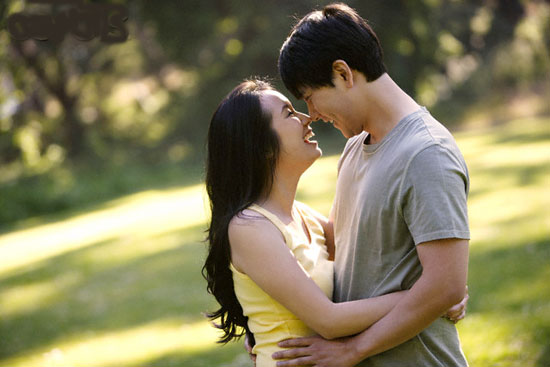 8 lý do phụ nữ nên yêu người đàn ông hơn tuổi