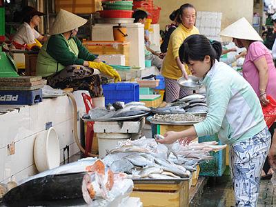 Gánh 20 triệu nợ công/người, người Việt tiết kiệm nhất ĐNA