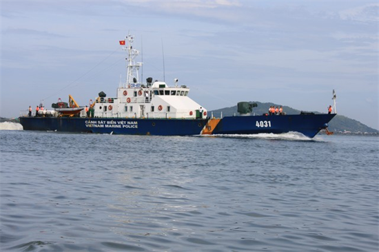 2 phương án lắp tên lửa lên tàu pháo TT-400TP Việt Nam