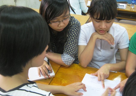 Thạc sĩ, cử nhân học trung cấp: Đi “lùi” tìm giá trị thực?