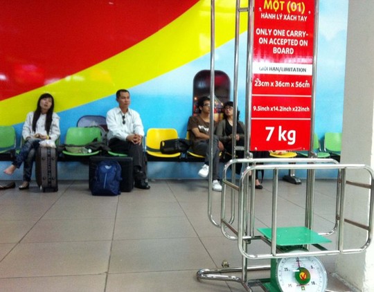 Máy bay VietJet Air phải quay đầu vì nữ hành khách gây rối