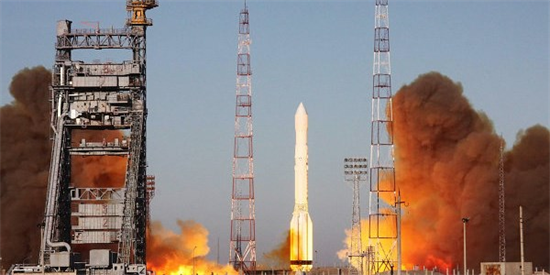 Tên lửa Nga phóng, nghi rơi xuống lãnh thổ Trung Quốc