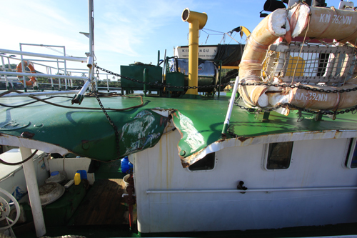 Một tàu kiểm ngư Việt Nam bị tàu Trung Quốc đâm húc hơn 50 lần