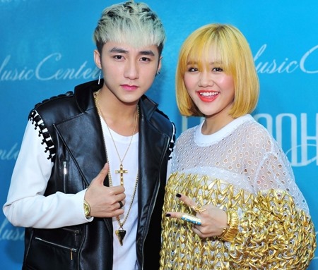 Văn Mai Hương và Sơn Tùng MTP cùng lưu diễn Nga