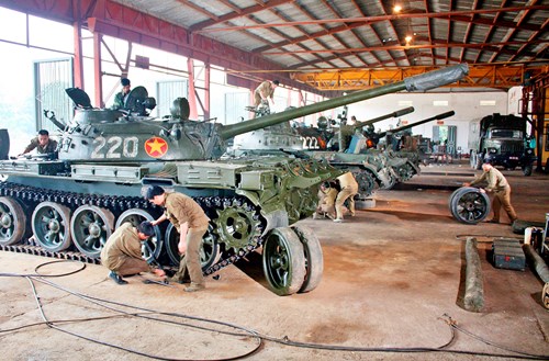 Việt Nam mong muốn Nga giúp nâng cấp vũ khí cũ