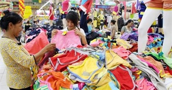 80% người dùng ưa chuộng hàng dệt may Việt Nam