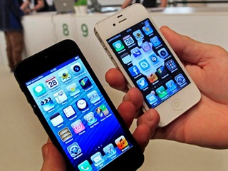 iPhone 5S sở hữu máy ảnh 13 