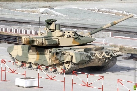 T-90S lần đầu lộ diện ngoài lãnh thổ Nga