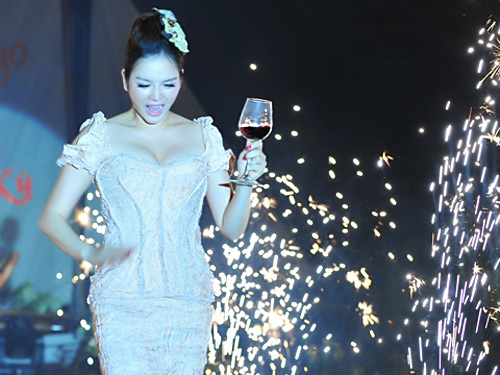 Những bữa tiệc sinh nhật xa xỉ của sao Việt