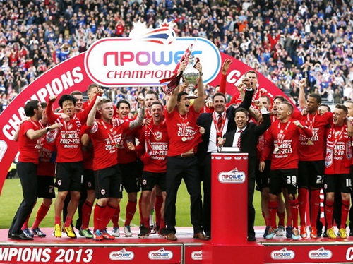 Châu Âu chào đón những đội bóng thăng hạng:Trở lại với bầu trời