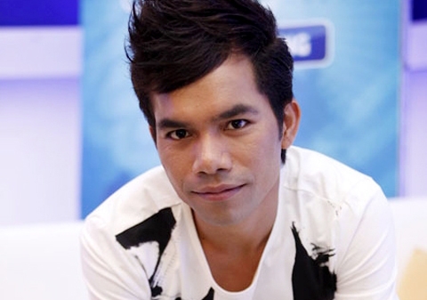 Quán quân Vietnam Idol vẫn hàng ngày đi làm rẫy