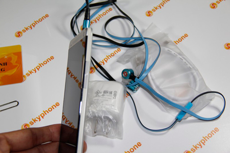 Sắp ra mắt điện thoại siêu mỏng trang bị HDMI