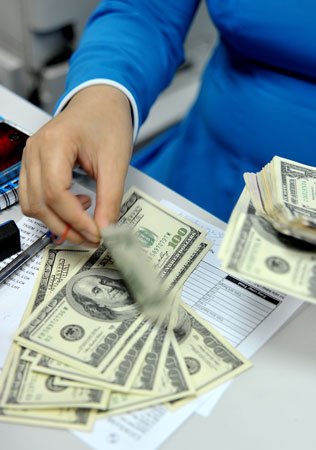 Dự trữ ngoại hối khoảng 2,8 tháng nhập khẩu