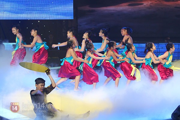 Liveshow 3: Đêm chia tay ngập tràn nước mắt