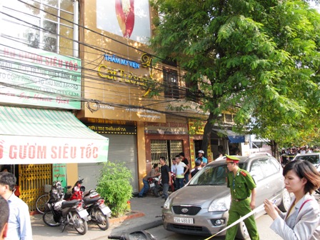 Vì sao bác sỹ thẩm mỹ vứt xác nạn nhân?