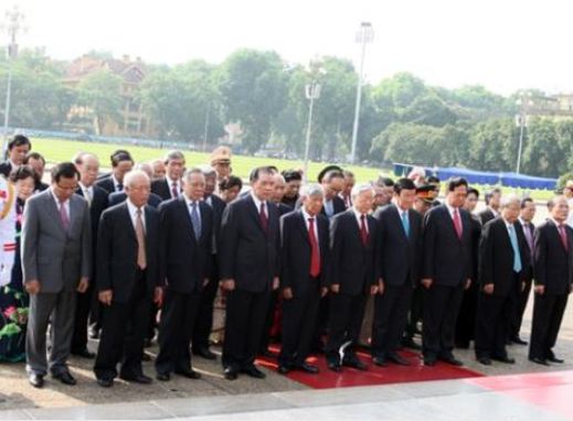 Tổ chức trọng thể kỷ niệm 125 năm ngày sinh Bác Hồ