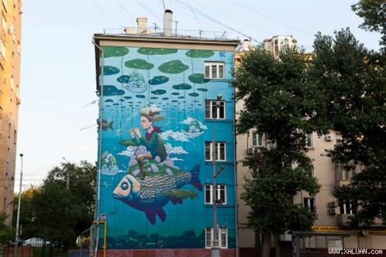 Họa sĩ Nga vẽ tranh siêu thực trên đường phố