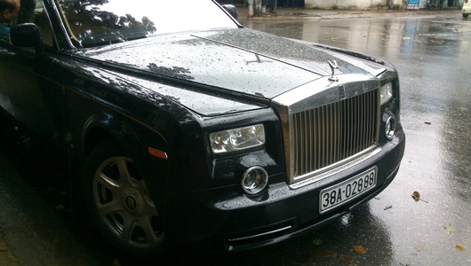 Trần Xuân Thạch: Đại gia ẩn mình và Rolls-Royce tai họa