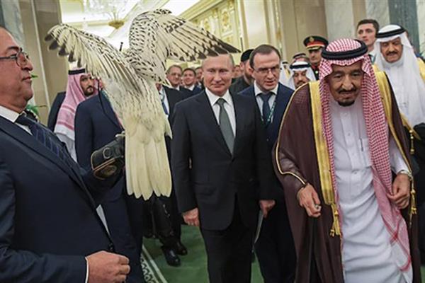 Món quà độc đáo Tổng thống Putin tặng Quốc vương Saudi Arabia
